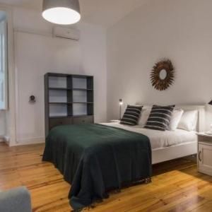 LovelyStay - Spacious 2BR Downtown - 5 min to River Lisbon