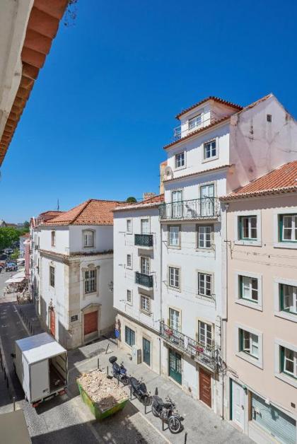 Lisbon Best Choice Apartments Alfama - image 5