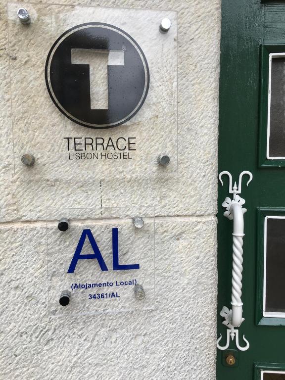 Terrace Lisbon Hostel - image 5