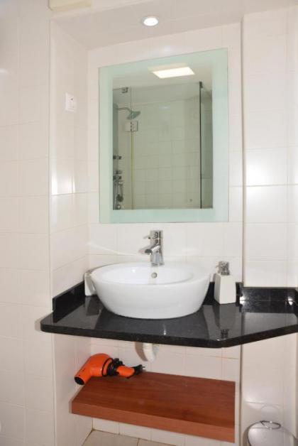 Apartamento Chiado Carmo 53 - image 2