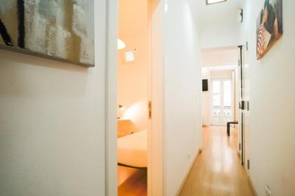 Condessa Apartment - image 10