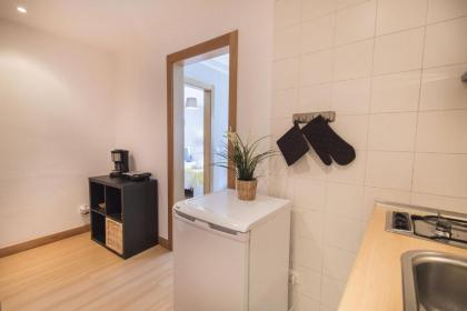 LovelyStay - Charming Marques Flat - image 13