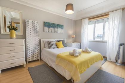 LovelyStay - Charming Marques Flat - image 15