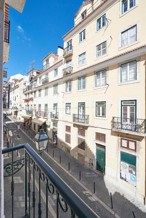 Lisbon Best Choice Prime Apartments Alfama - image 4