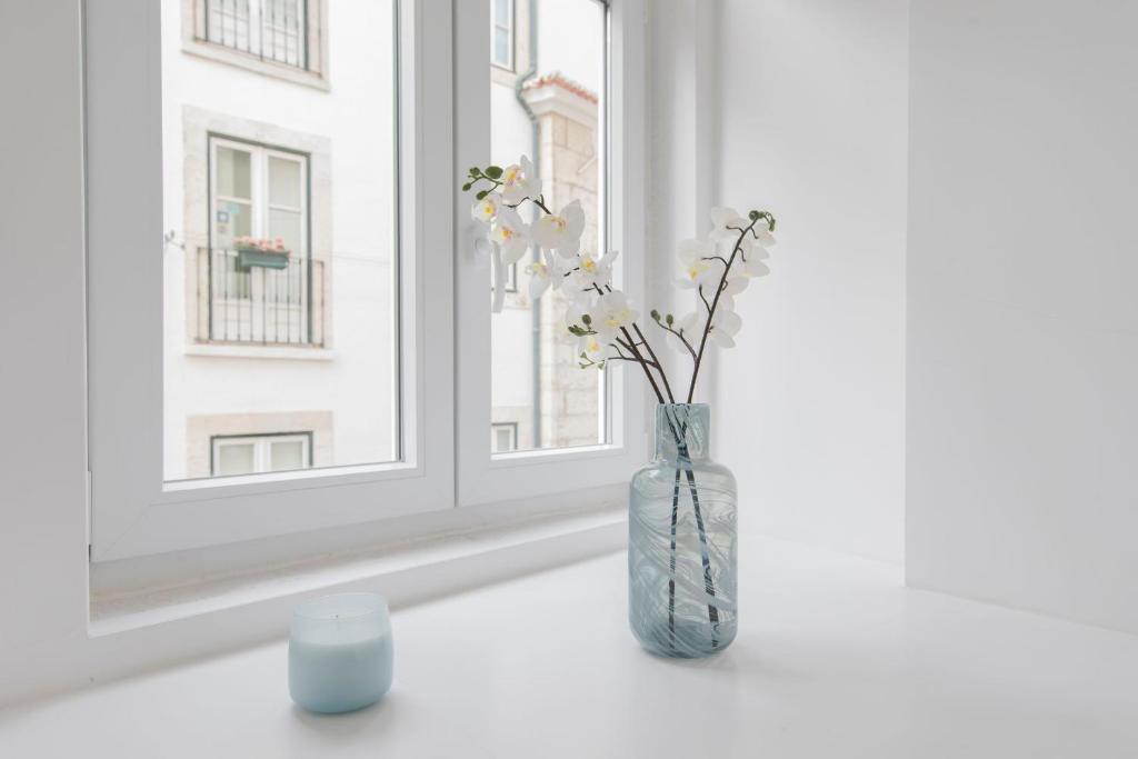 LovelyStay - Lusitano's Heart 2BDR Apartment in Alfama - image 3