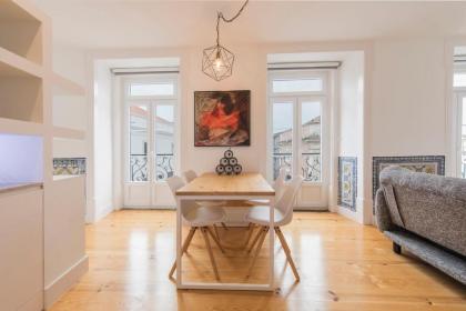 LovelyStay - Lusitano's Heart 2BDR Apartment in Alfama - image 8