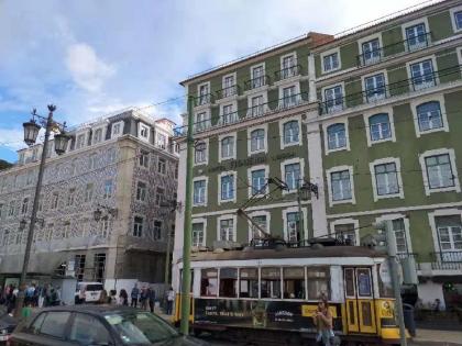 Lisbon Baixa 208 Deluxe Apartment-Chiado - image 4