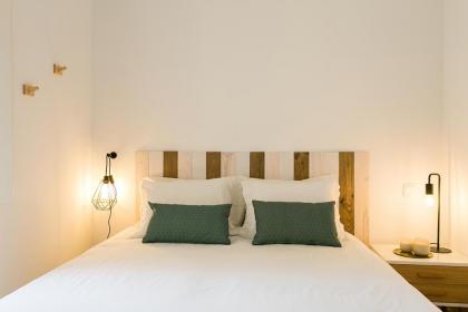 LovelyStay - Cozy 3BDR Apartment in Estrela - image 16