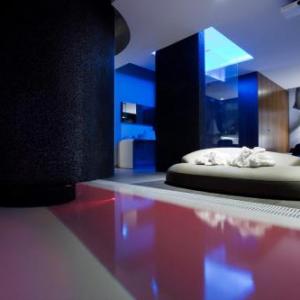 mood   Private Suites 