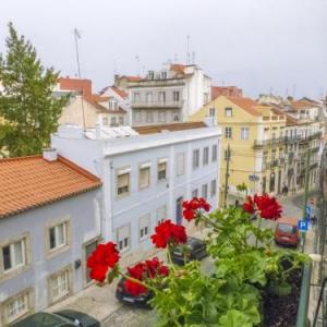 Watching Lisbon Apartments