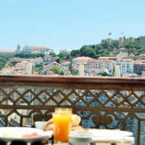 Feeling Chiado 15 Lisbon 
