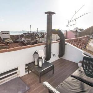 LovelyStay - Cais Apartment River View