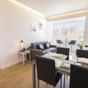 LovelyStay   Light  Comfy Flat Lisbon