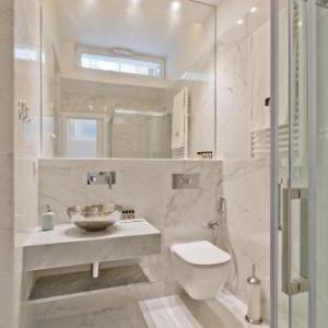 BmyGuest   Exclusive Downtown Apartment