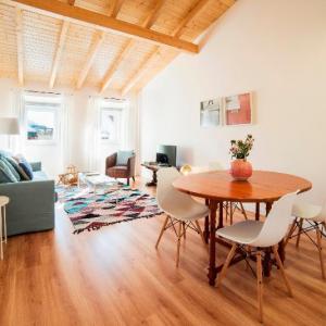 Lis Apartments