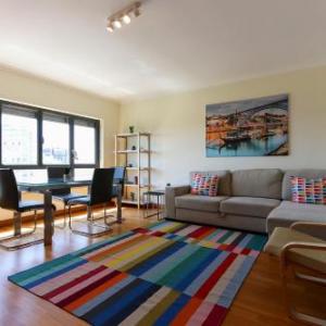 Bellevue Apartment by Homing