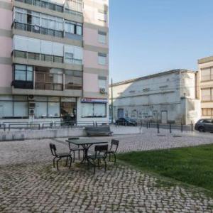 LovelyStay   2 Bedroom Belem Wonder