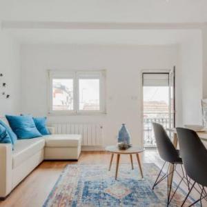 Bright & Airy Flat on iconic 28 tram line