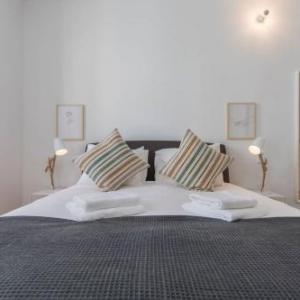 LovelyStay - Wide & Bright 4 Families