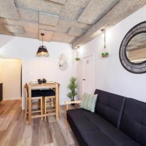 Cosy 1 Bedroom Apartment Sleeps 3 in Alfama