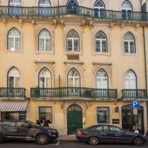 Nomad's Fine Arts in Chiado with Garage
