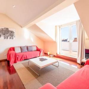 GuestReady  Rare apt w terrace in the historic center and tagus river view