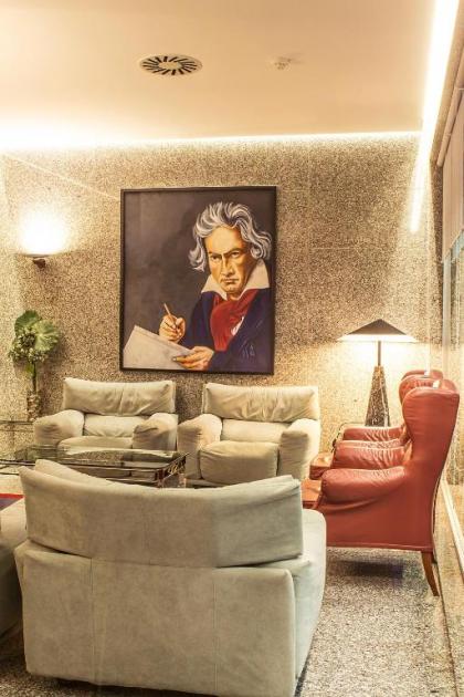Hotel 3K Madrid - image 10