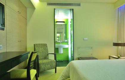 SANA Capitol Hotel - image 15