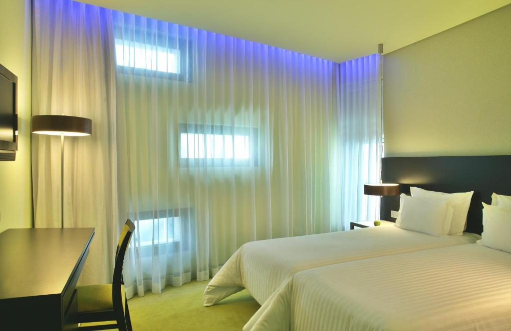 SANA Capitol Hotel - image 7