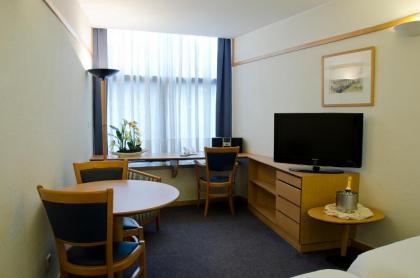 VIP Executive Eden Aparthotel - image 19