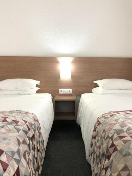 Hotel Flamingo - image 1