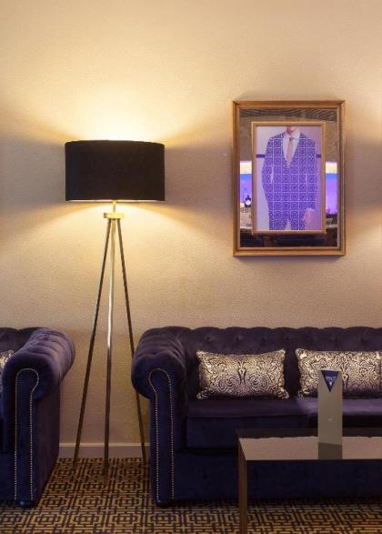 Lutecia Smart Design Hotel - image 9