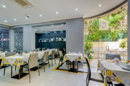 Hotel Avenida Park - image 15