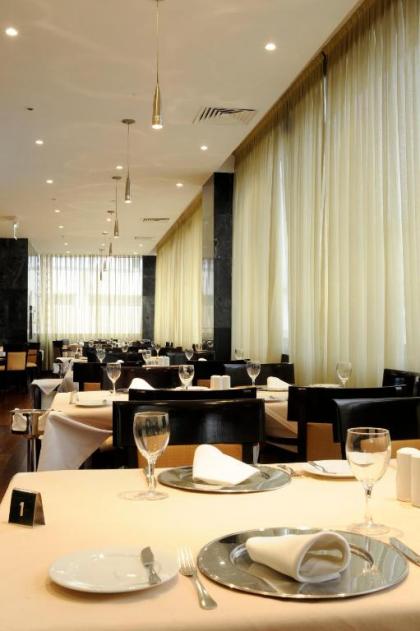 Radisson Blu Hotel Lisbon - image 2