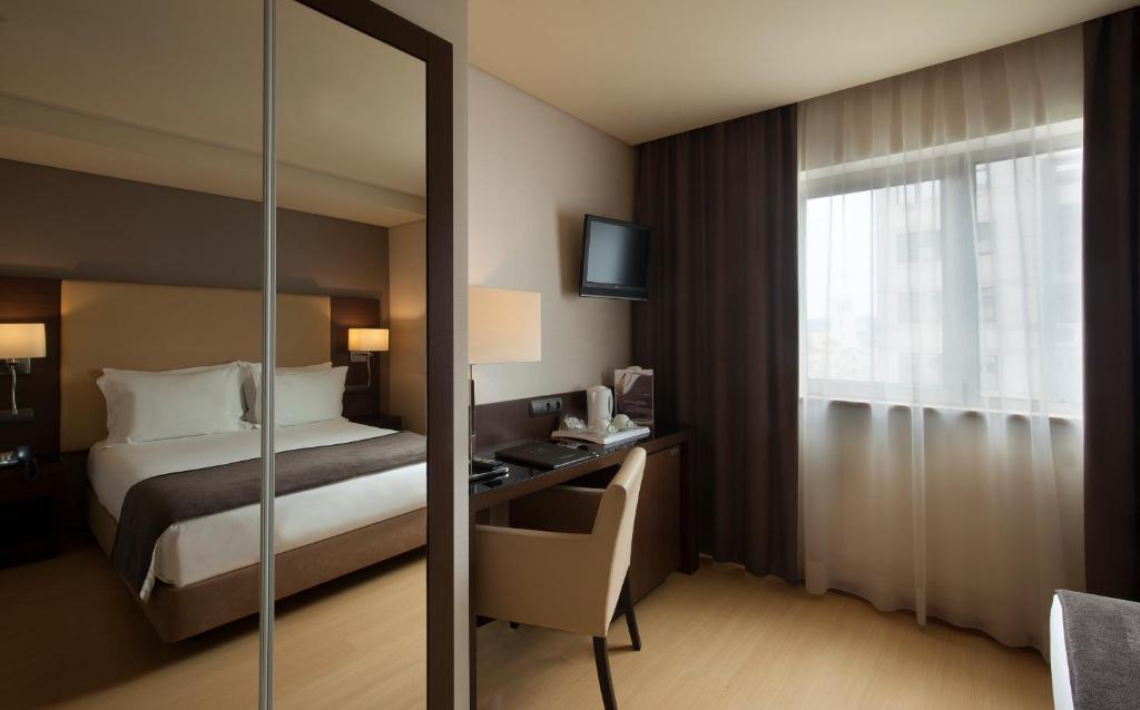 TURIM Iberia Hotel - image 5