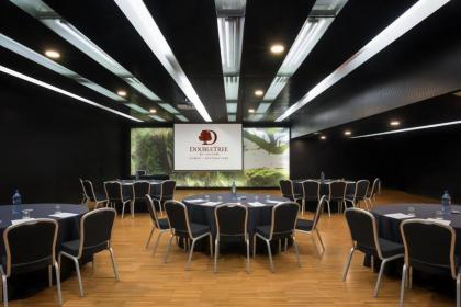 DoubleTree by Hilton Lisbon Fontana Park - image 12