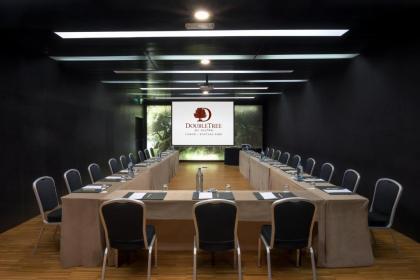 DoubleTree by Hilton Lisbon Fontana Park - image 4