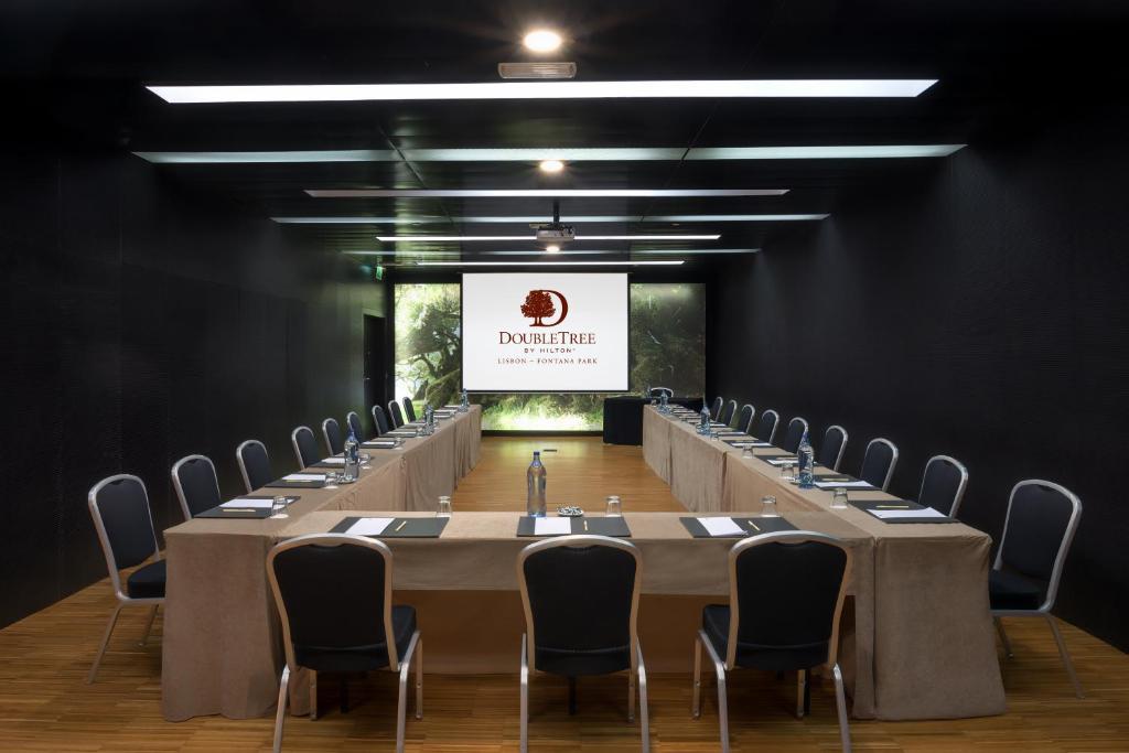 DoubleTree by Hilton Lisbon Fontana Park - image 4