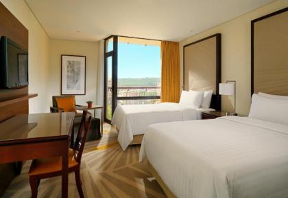 Lisbon Marriott Hotel - image 17