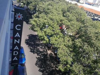 Hotel Canada - image 11