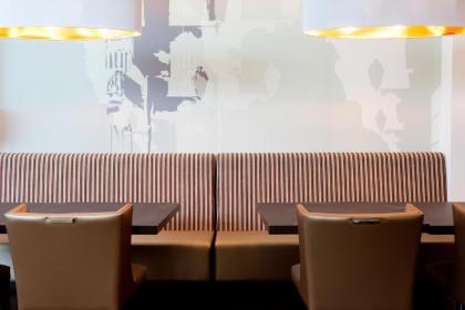 Hotel Capital - image 10