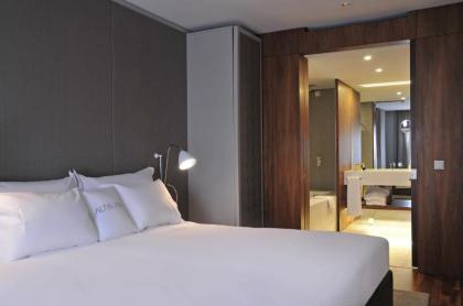 Altis Prime Hotel - image 2
