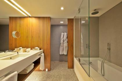 Altis Prime Hotel - image 8