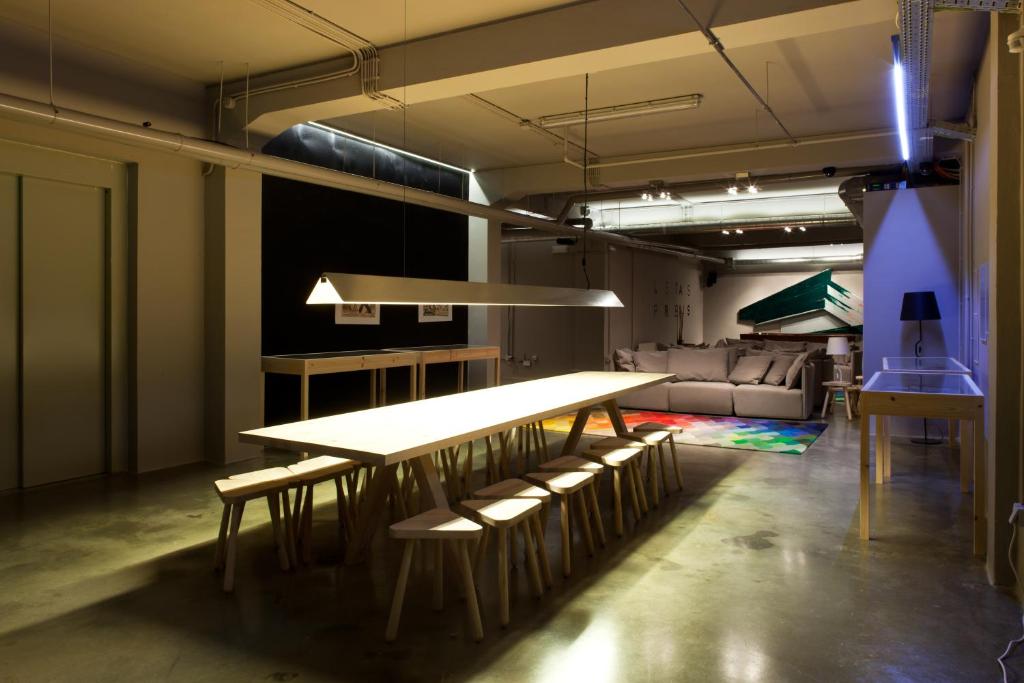 The Lisbonaire Apartments - image 7