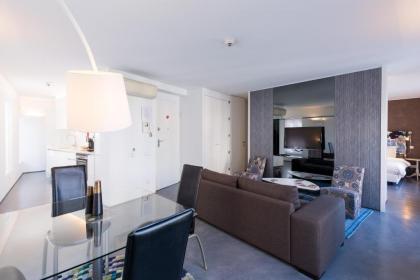 Pateo Lisbon Lounge Suites - image 10