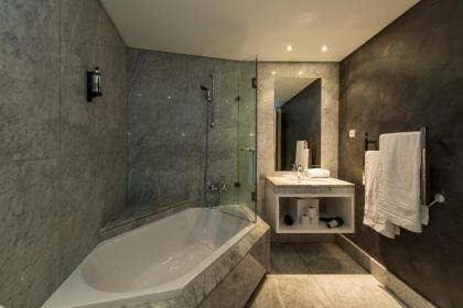 Pateo Lisbon Lounge Suites - image 2