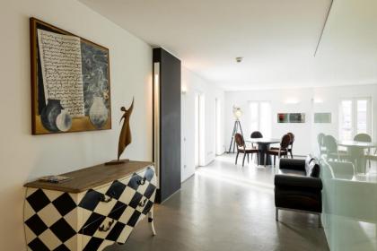 Pateo Lisbon Lounge Suites - image 20