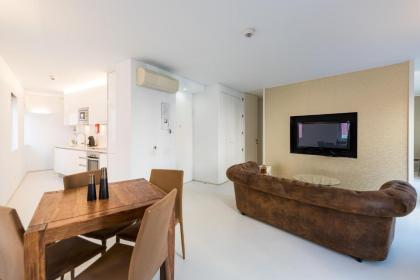 Pateo Lisbon Lounge Suites - image 5