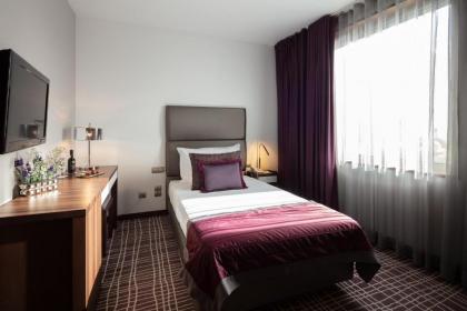 Neya Lisboa Hotel - image 17