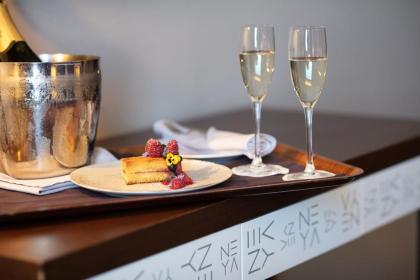 Neya Lisboa Hotel - image 6